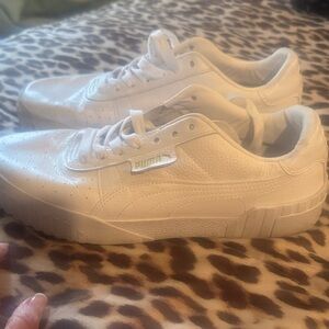 Puma Classic White Leather Sneakers
WMNS  11